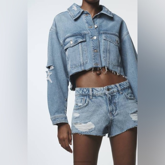 ZARA Bloggers Fav Cropped Denim Jacket - Picture 4 of 10